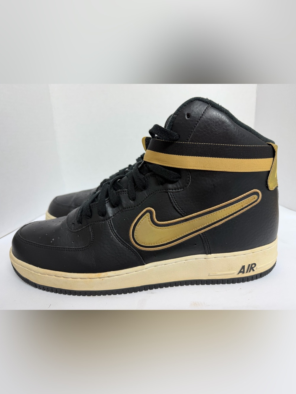 Nike Air Force 1 High '07 LV8 Sport x NBA Metallic Gold AV3938-001 Men’s Size 15
